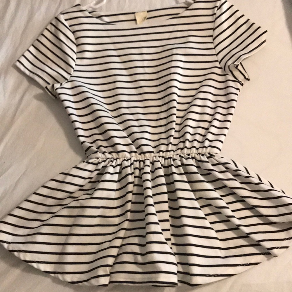 Super cute Flare Blouse by Dee&Ray